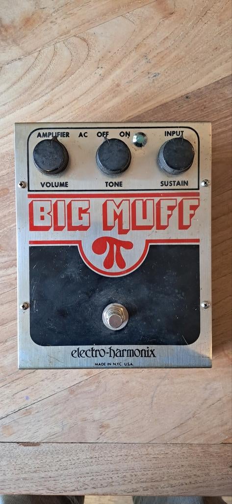 Electro-Harmonix Big Muff Pi v4 Opamp uit 1977, Muziek en Instrumenten, Effecten