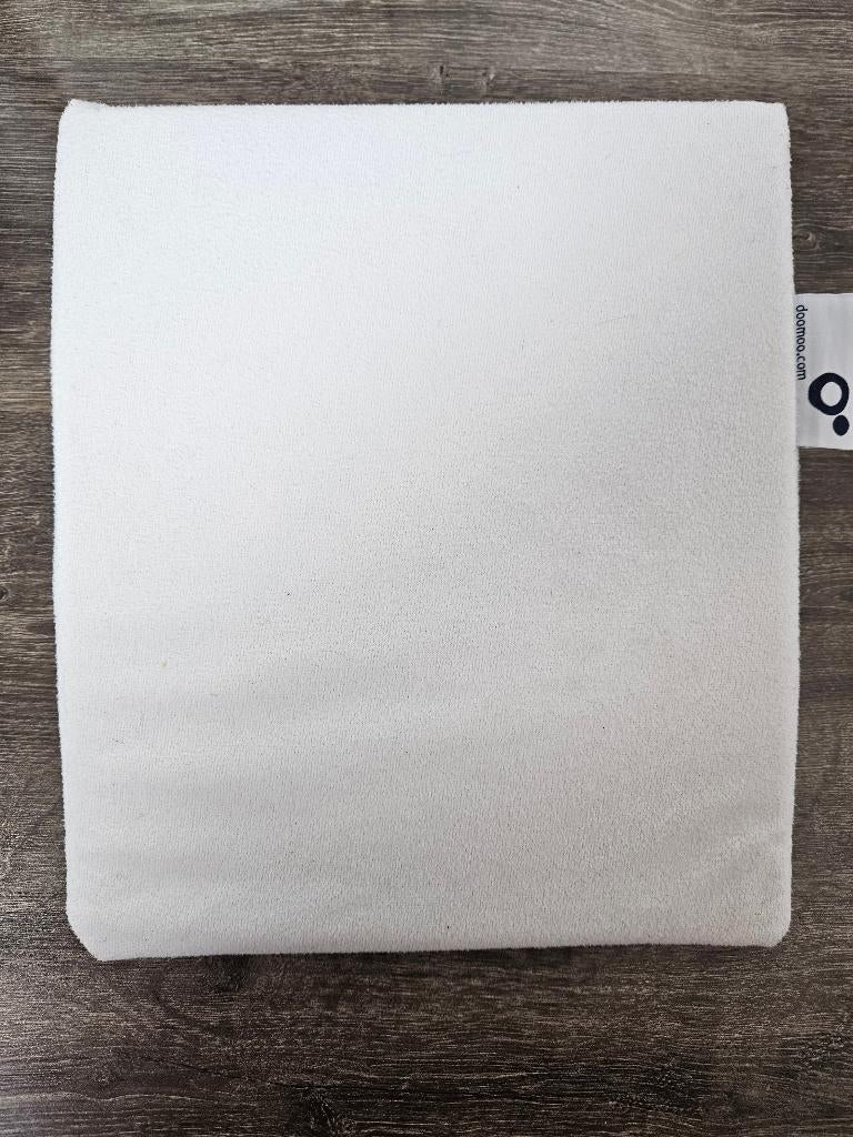 Doomoo babykussen, Jongetje of Meisje, Wit, Ophalen of Verzenden, Zo goed als nieuw