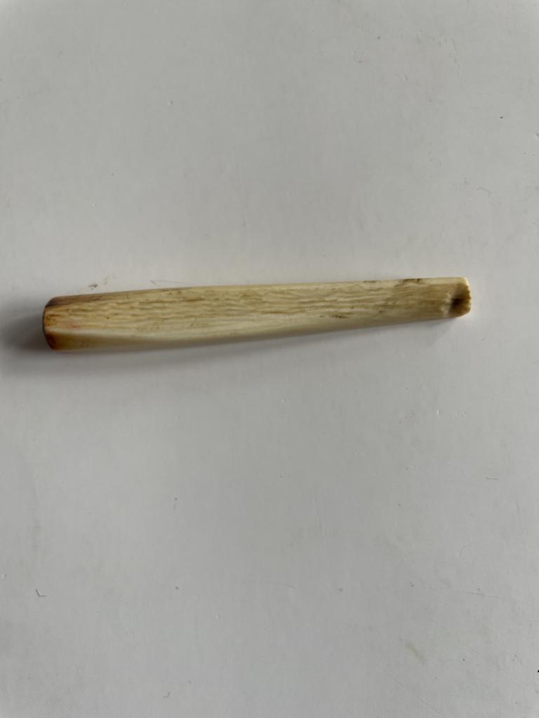 Pipe à cigarette en ivoire, Enlèvement ou Envoi