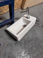 Kleine wastafel, Doe-het-zelf en Bouw, Ophalen, Gebruikt, Toilet