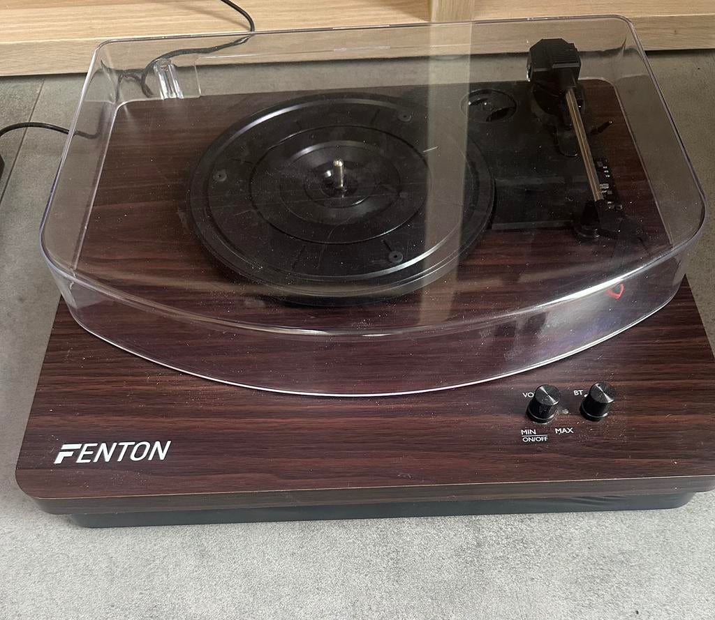 FENTON platenspeler met speakers en 5 extra naaldjes., TV, Hi-fi & Vidéo, Tourne-disques, Enlèvement, Comme neuf, Tourne-disque