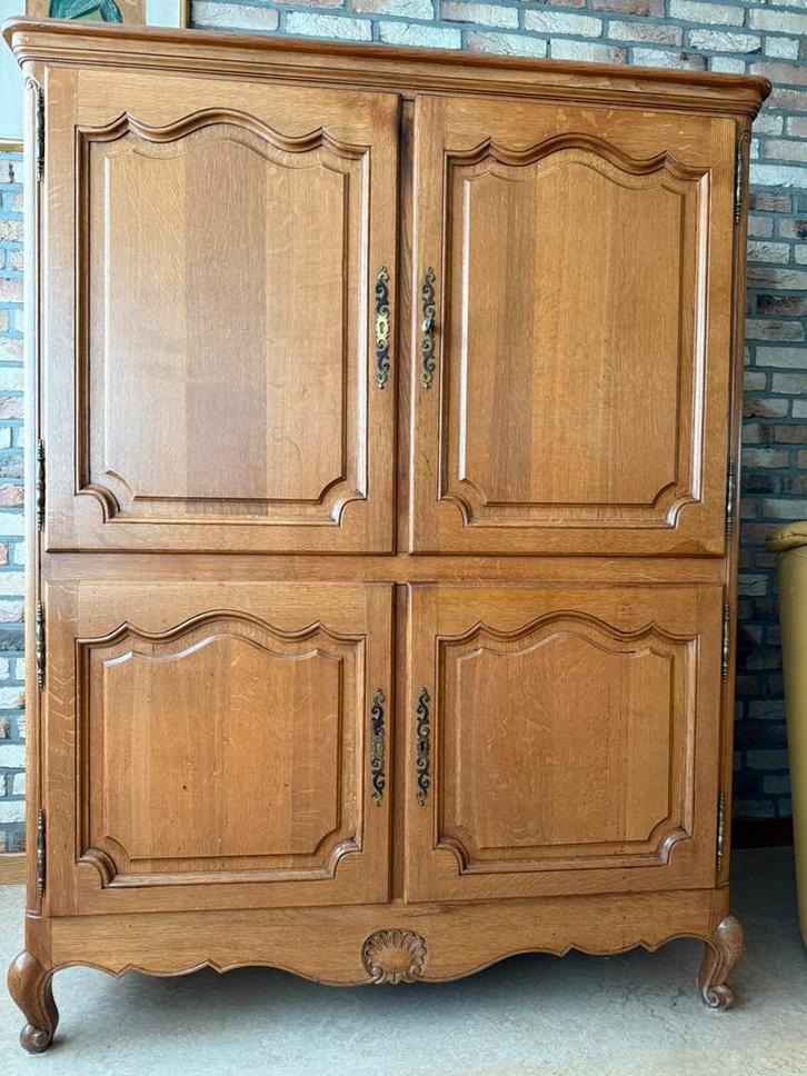 TV kast , handgemaakt Baten Bree, Antiek en Kunst, Antiek | Meubels | Kasten, Ophalen