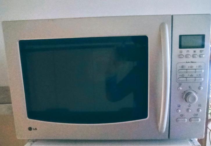 Combi-microwave LG 42L, Electroménager, Micro-ondes, Encastré, Enlèvement