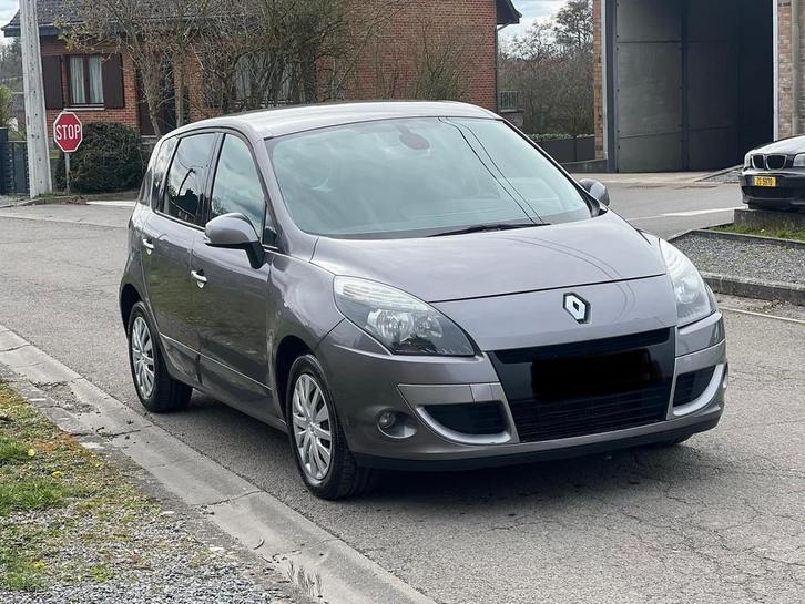 Renault scenic / boîte Automatique / 90,000 km 1.5 dci, Autos, Renault, Particulier, Scénic, Ordinateur de bord, Diesel, Euro 5