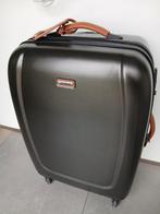 Reiskoffer nieuwe staat, Ophalen