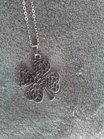 Collier argenté trèfle à 4 feuilles réglable Yves Rocher, Neuf, Enlèvement ou Envoi, Autres matériaux, Avec pendentif