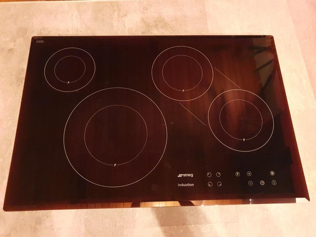Smeg Inductiekookplaat 77cm (SE2842ID3) Tostaat!, Ophalen, 4 kookzones, Zo goed als nieuw, Energieklasse A of zuiniger