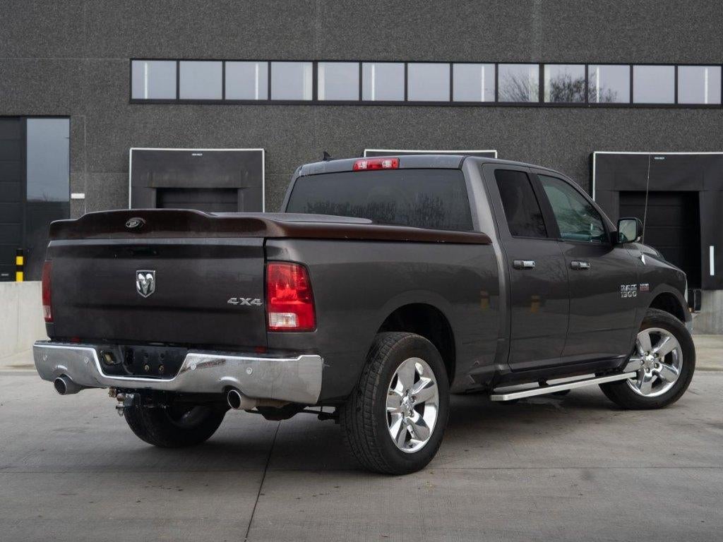 Dodge RAM 1500 5.7 V8 BIG HORN hemi 401pk 21% BTW 2017, Autos, Dodge, Cuir, Argent ou Gris, Achat, Euro 6