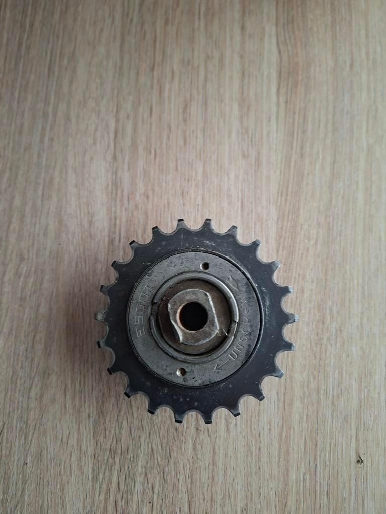 Pignon Camino, Vélos & Vélomoteurs, Pièces de cyclomoteur | Général, Enlèvement ou Envoi, Utilisé, Autres types, Honda Camino