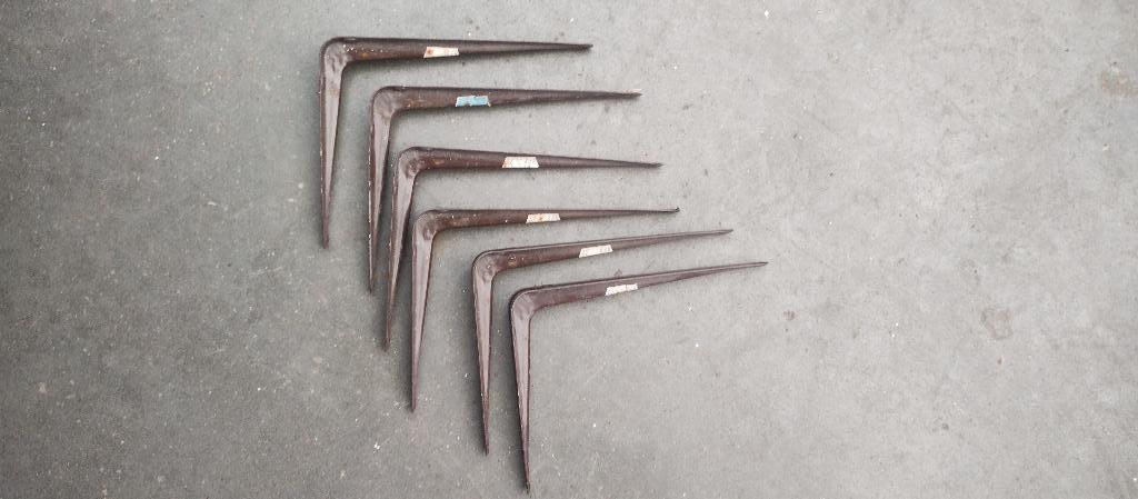 winkelhaken / schabdragers, Ophalen