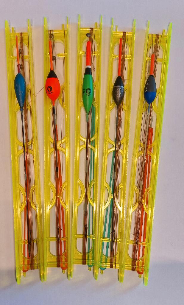 Set de 5 lignes de pêche artisanales 89, Sports nautiques & Bateaux, Pêche à la ligne | Général, Neuf, Ligne fixe, Enlèvement ou Envoi