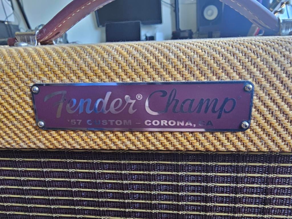 Fender 57 custom Champ, Ophalen