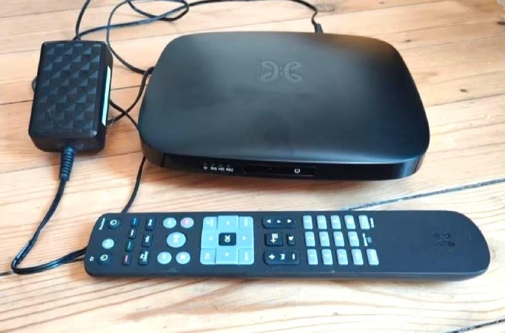 Proximus V6 TV-decoder + kabel, Verzenden, Decoder