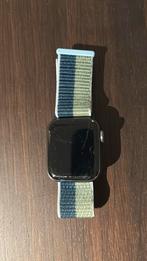 Apple Watch SE met bandje, Handtassen en Accessoires, Smartwatches, Gebruikt, Conditie, Zwart, IOS