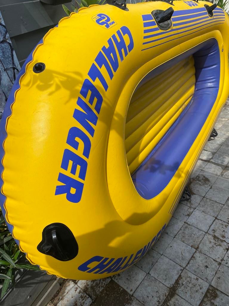 Bateau gonflable de plage, Sports nautiques & Bateaux, Canoës, Utilisé, Trois personnes ou plus, Autres types, Gonflable