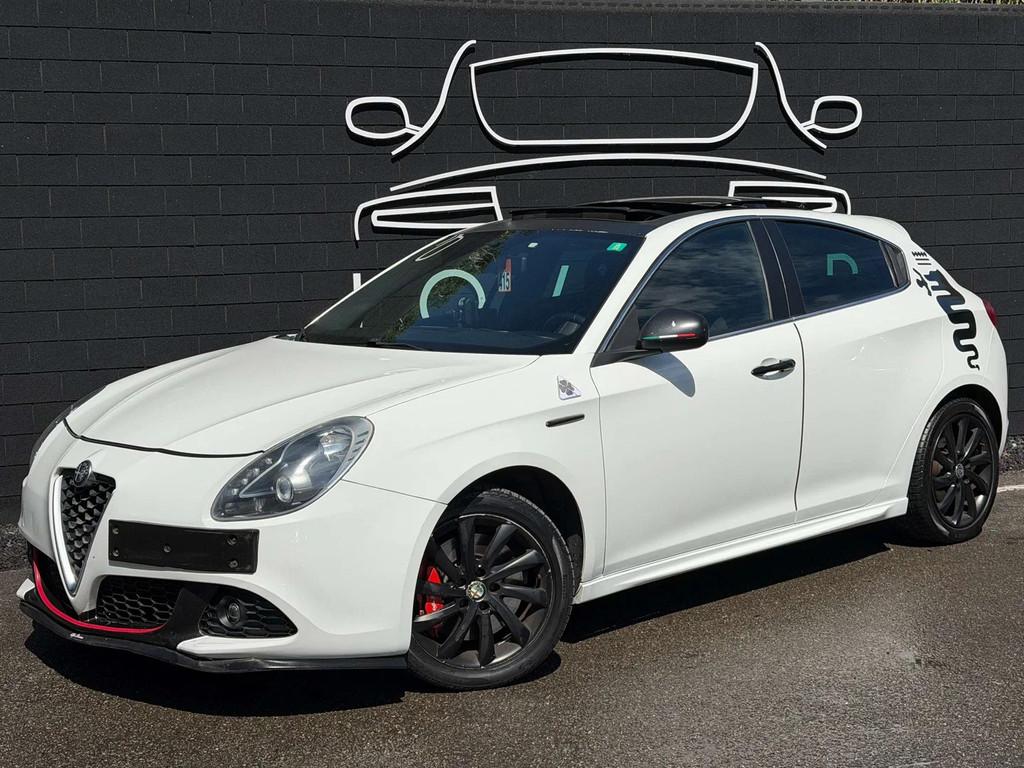 Alfa Romeo Giulietta 1.6 JTD M-Jet+AIRCO+NAVI+CAMERA+TOIT OU, Autos, Alfa Romeo, Entreprise, Achat, Giulietta, ABS, Air conditionné