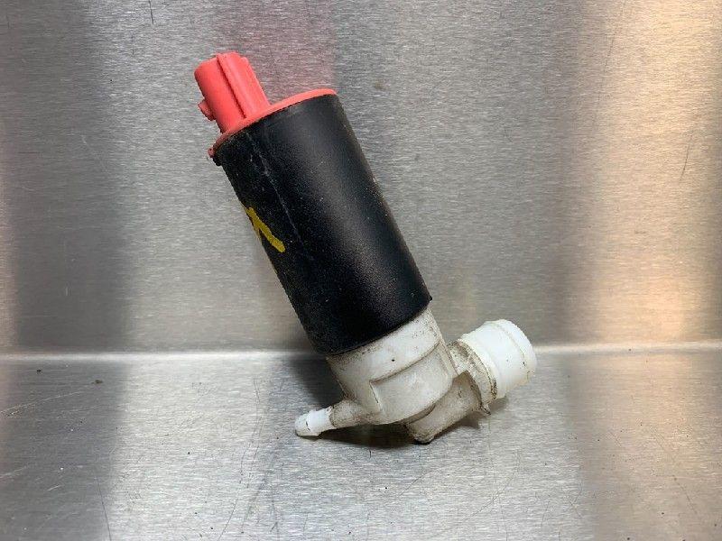 LAVE-GLACE POMPE ARRIÈRE Toyota Corolla (E12), Kundenbetreuung@toyota.de, Toyota, Utilisé, Toyota-Allee 2
50858  Köln, DE