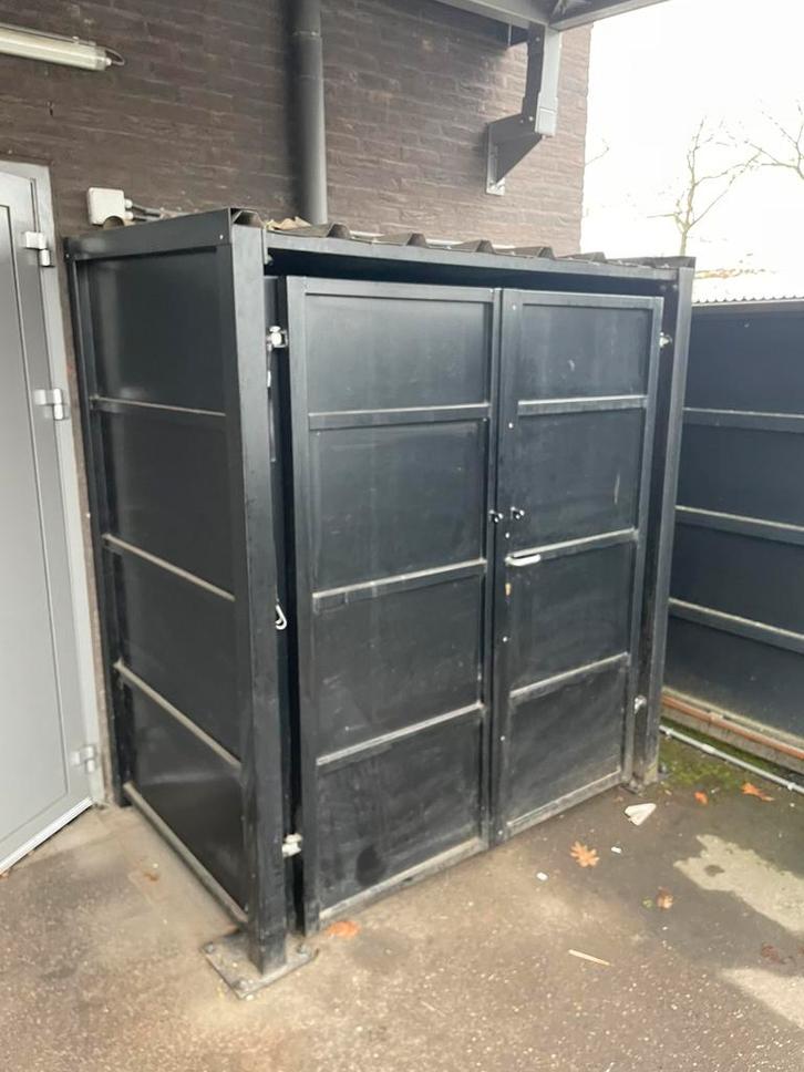 Afsluitbare tuinberging, Tuin en Terras, Bergingen en Tuinkasten, Gebruikt, Ophalen