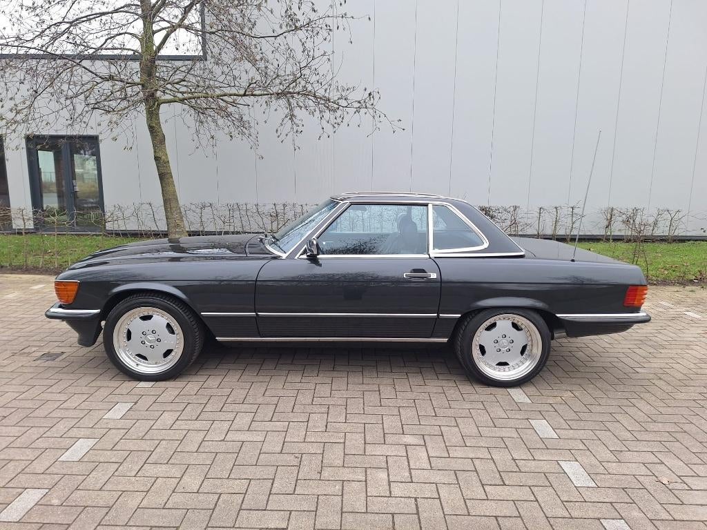 Mercedes SL 560 | 1988 | V8 | Klassieke roadster | Automaat, Cuir, https://public.car-pass.be/vhr/fbd46065-7f23-485e-9fff-0664a087901c