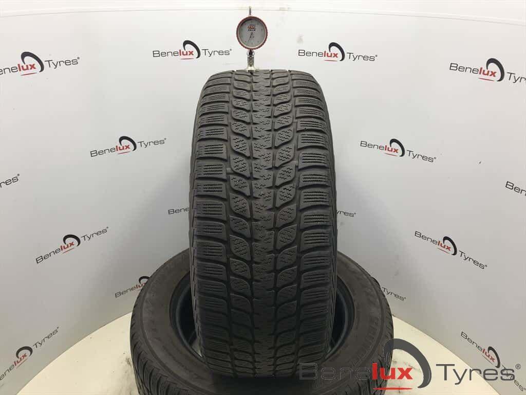 2 0f 4 winter 225/55R16 95H Bridgestone 225/55 R16 225/55/16, Ophalen, Gebruikt, -, Winterbanden