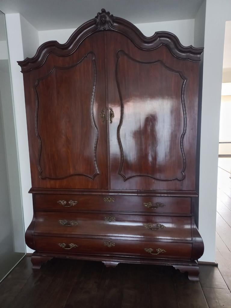 Antieke kast, Antiek en Kunst, Ophalen