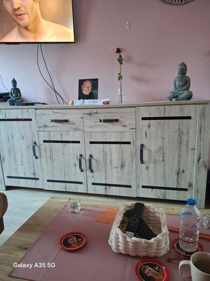 Salle a manger complète, Maison & Meubles, Armoires | Dressoirs, Enlèvement