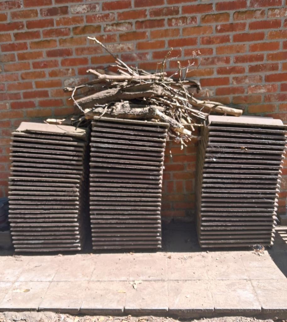 Gratis dakpannen zonder asbest, Doe-het-zelf en Bouw, Dakpannen en Dakbedekking, Ophalen, Dakpannen