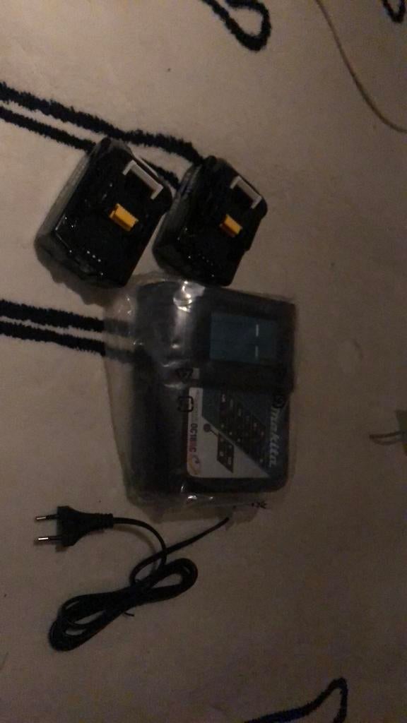Makita lader DC18RC +2 accu’s 5Ah 18V, Ophalen, Nieuw