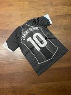 Lamine Yamal FC Barcelona black kit, Sports & Fitness, Taille M, Envoi, Neuf, Maillot