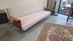 Stijlvol zetelbed/slaapbank 2 p. crèmekleur imitatie daim., Huis en Inrichting, Ophalen, 100 tot 125 cm, Tweepersoons, Zo goed als nieuw