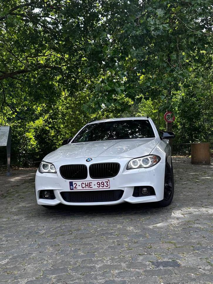 bmw f11 518d, Auto's, BMW, Particulier, 5 Reeks, Diesel, Euro 6, Break, 5 deurs, Automaat, Wit, Bruin, Ophalen