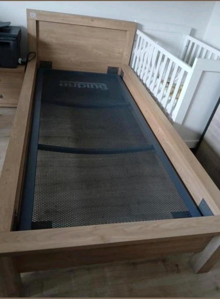 Eenpersoonsbed, Ophalen