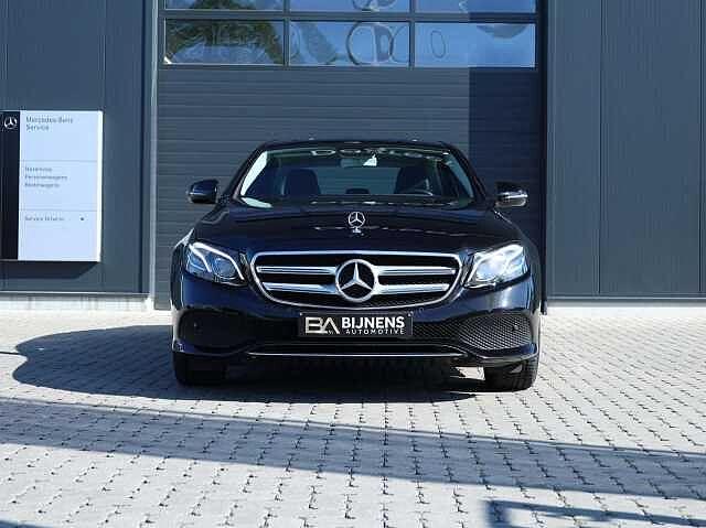 Mercedes-Benz E 220 d Avantgarde, Automaat, Zwart, Zwart, https://public.car-pass.be/vhr/31acdd00-3aa4-43bb-9be6-4f6226e9ae1b