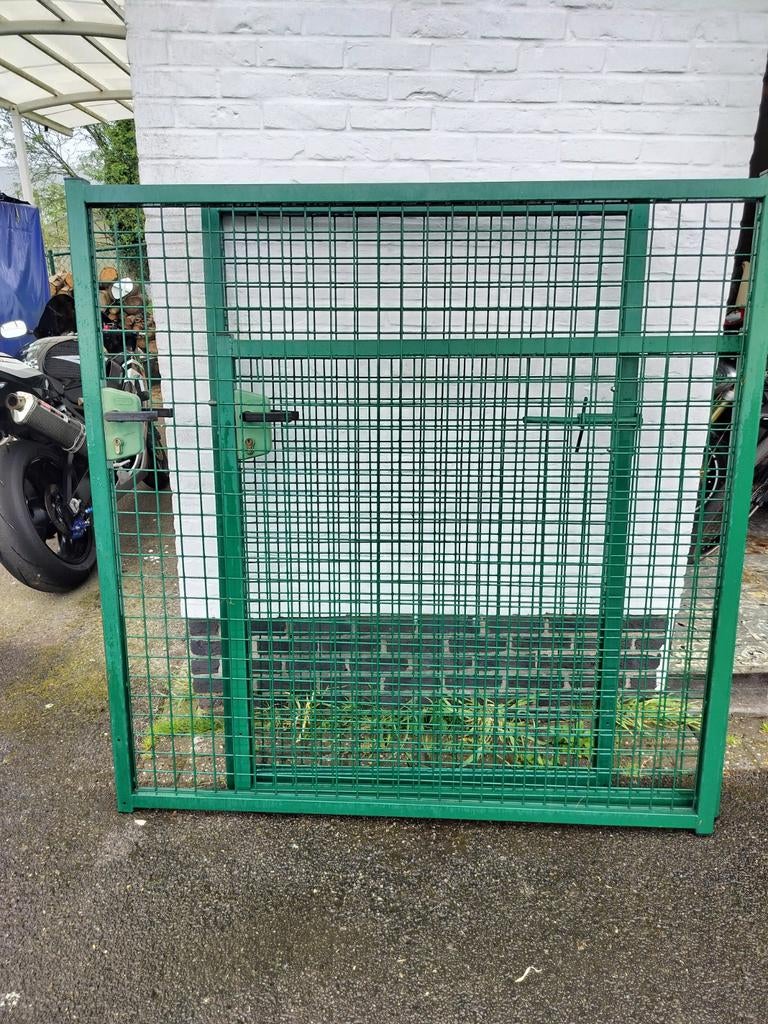 3 tuinpoorten, Enlèvement