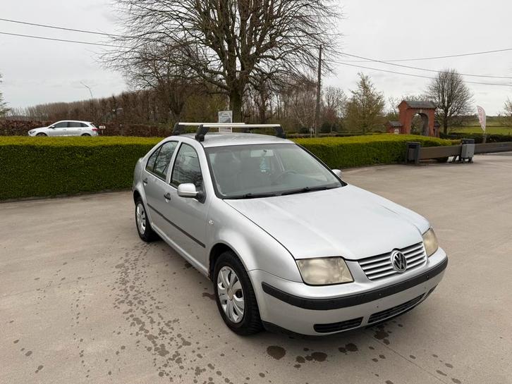 Volkswagen Bora 1.9 TDI Automaat – 2004, Autos, Volkswagen, Particulier, Bora, Diesel, Berline, 5 portes, Automatique, Argent ou Gris