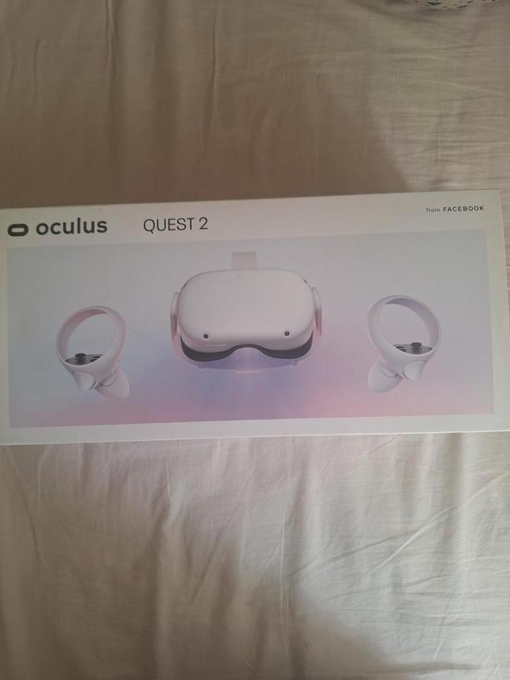 Casque VR Oculus Quest 128Go + 2 Manettes (Sans chargeur), Consoles de jeu & Jeux vidéo, Virtual Reality, Utilisé, Autres plateformes