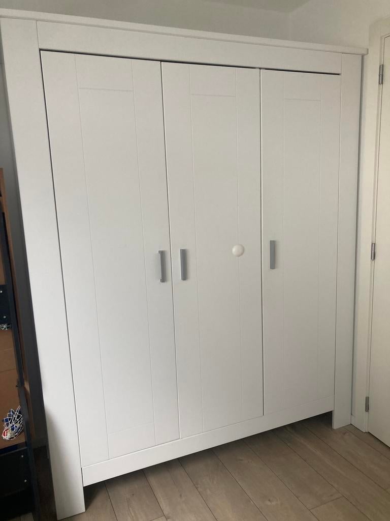 Gratis Kleerkast kinderkamer, Enlèvement, Utilisé