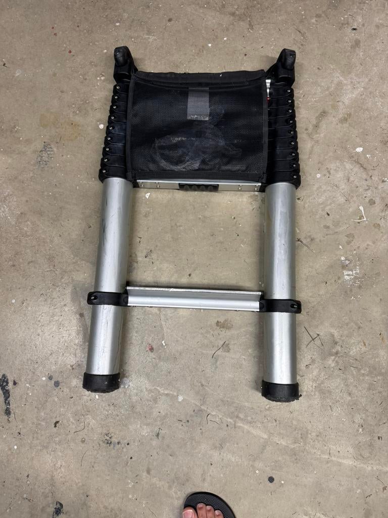 telescopische ladder pro, Ophalen, Zo goed als nieuw, Ladder