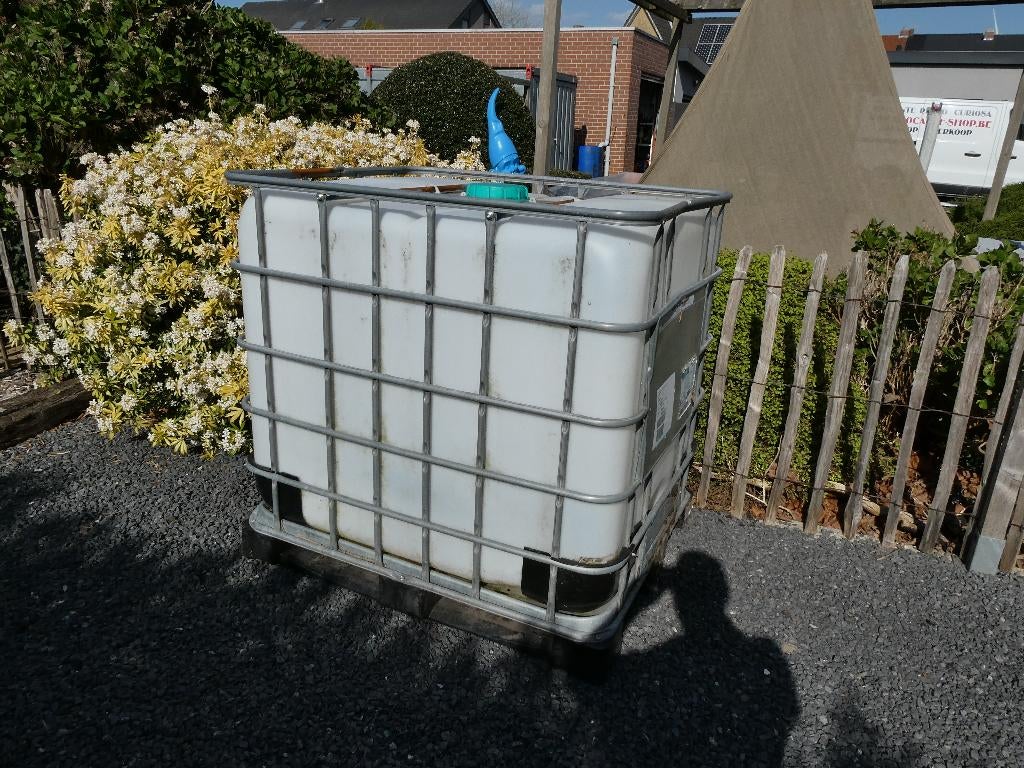 1000 liter vat, Tuin en Terras, Ophalen, Kunststof, Met kraantje, 150 liter of meer