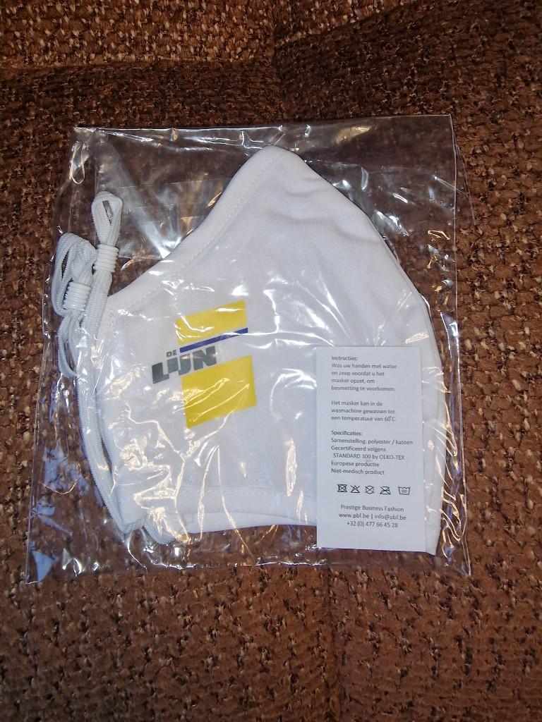 nouveau masque facial en tissu enveloppé « De Lijn », Collections, Enlèvement, Neuf, Ustensile