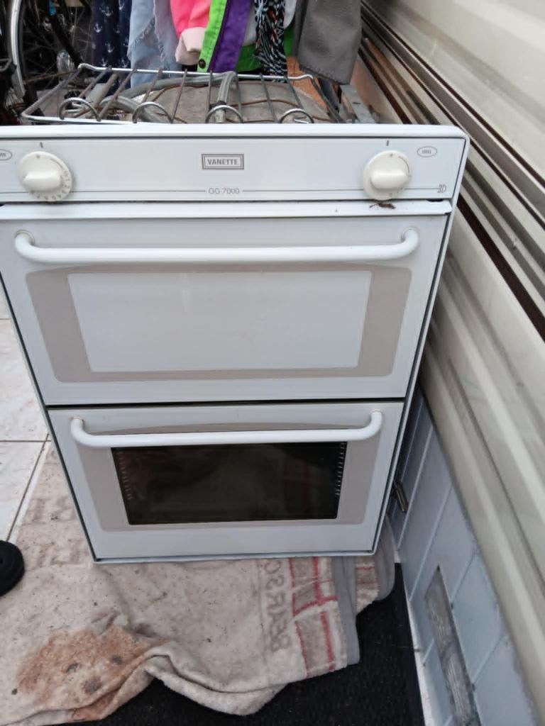 Fours, Electroménager, Fours, Enlèvement, Neuf