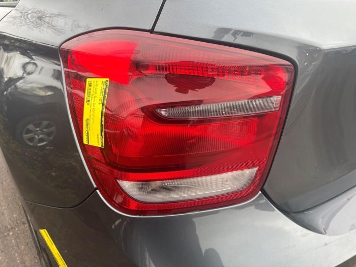 Achterlicht links van een BMW 1-Serie, Gebruikt, -, -, Ophalen of Verzenden