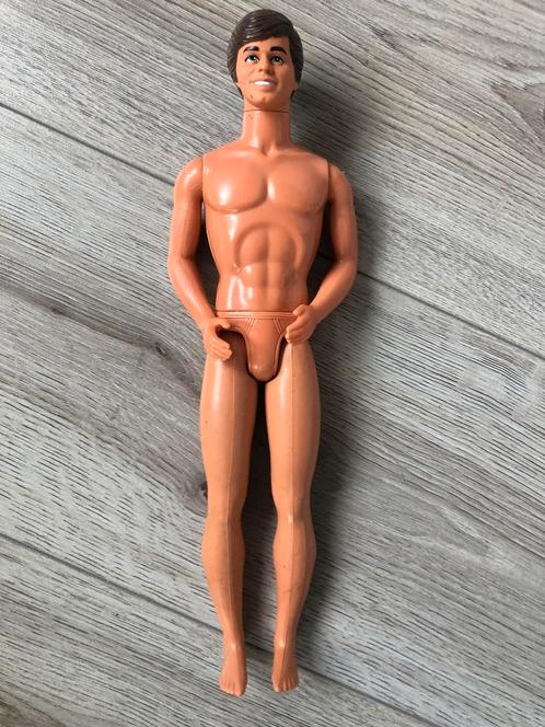 Barbie • Ken • Mattel • pop, Verzamelen, Poppen, Zo goed als nieuw, Pop, Ophalen