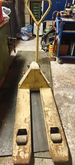 Transpalet max 2000kg voetbediening., Doe-het-zelf en Bouw, Palletwagens en Pompwagens, Ophalen, Gebruikt