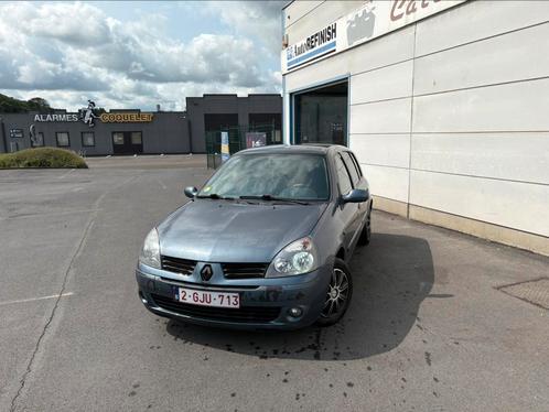 Renault Clio 1.2 16v 2005, Auto's, Renault, Particulier, Clio, Bluetooth, Benzine, Euro 4, Berline, 5 deurs, Handgeschakeld, Zilver of Grijs