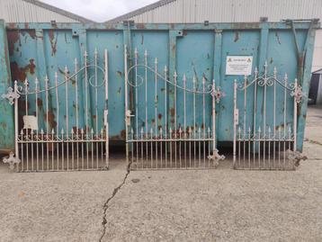 Portiques en acier beschikbaar voor biedingen