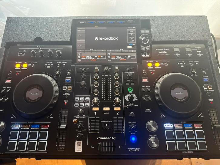 Pioneer RX3 + Flightcase, Muziek en Instrumenten, Dj-sets en Draaitafels, Zo goed als nieuw, Pioneer, Ophalen