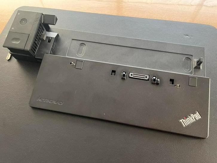 Lenovo Thinkpad ultra dock | 40a2, Computers en Software, Dockingstations, Zo goed als nieuw, Docking station, Laptop, Ophalen of Verzenden