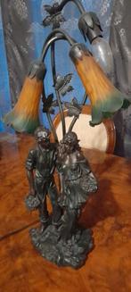 Antieke art deco-lamp voor romantisch koppel in hars, Ophalen