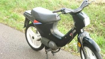 honda wallaroo, klasse B ,tel 0496/650959